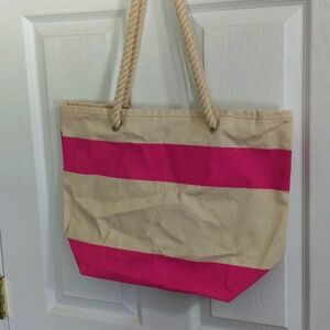🎄NWOT striped canvas beach tote